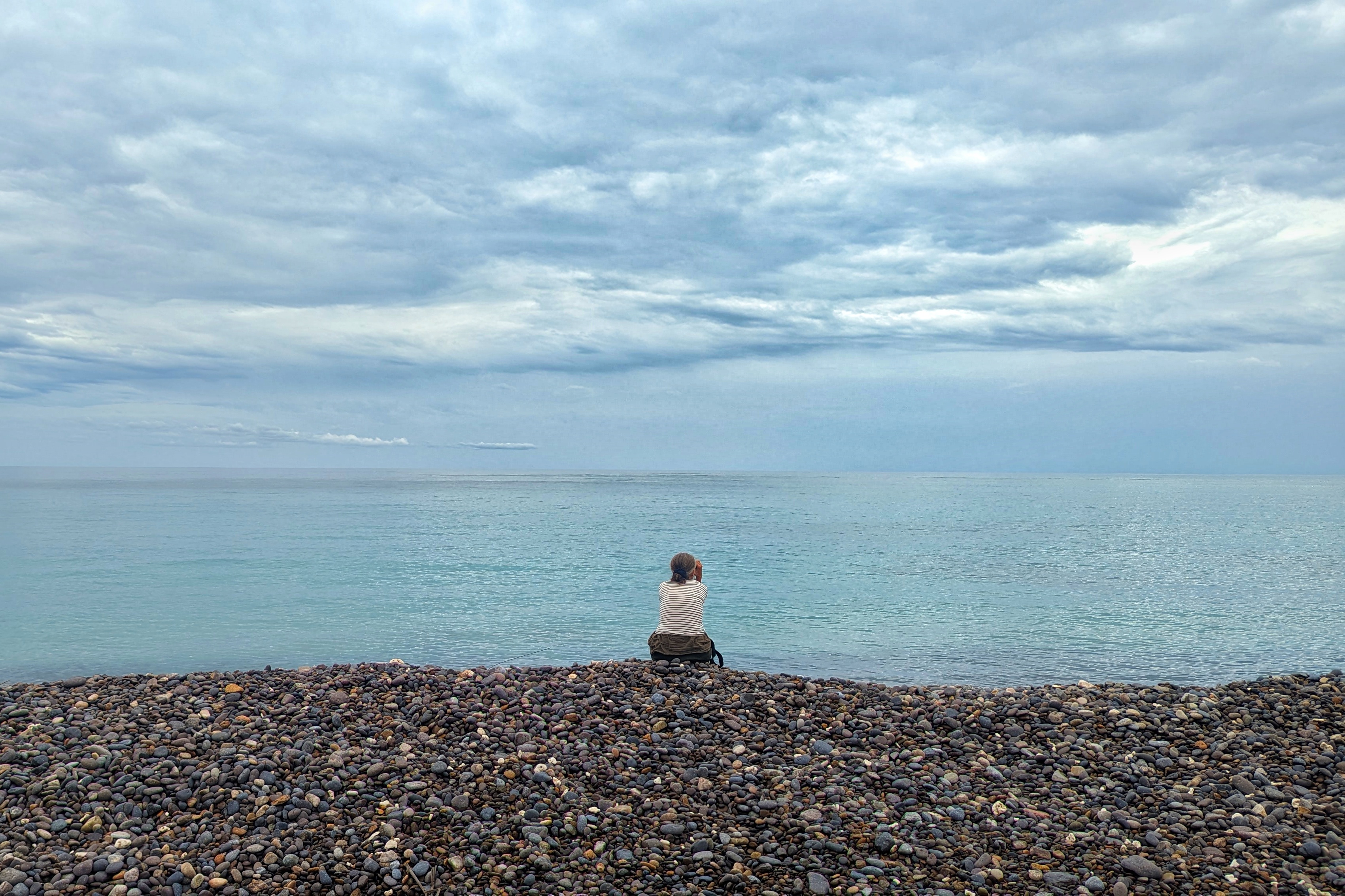 Manu au bord de la mer